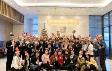 翌芙萊全體員工祝大家圣誕節(jié)日快樂！