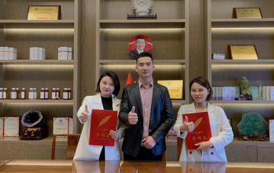 恭喜廣東深圳光明紀(jì)小姐，張小姐成功簽約加盟翌芙萊。