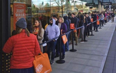 周邊都是祛斑美容店，顧客憑什么要選擇你？